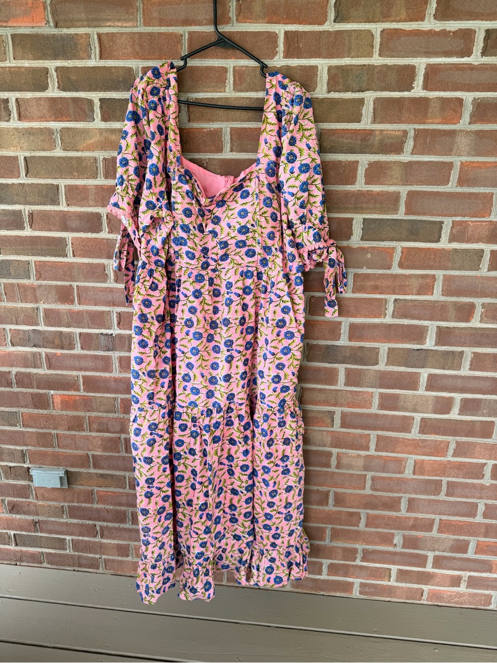 Pink Floral Maxi Dress with Blue Flower Print and Tie Sleeves Size 20
